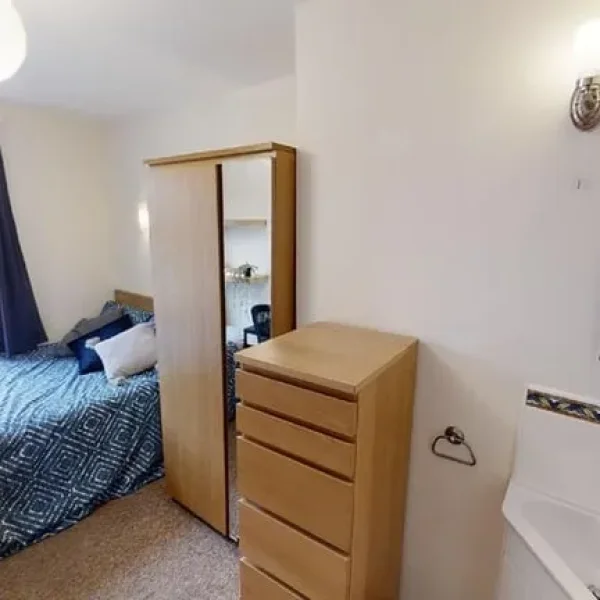 1 bedroom in Small Lane, Bristol, BS16 (#2584593)