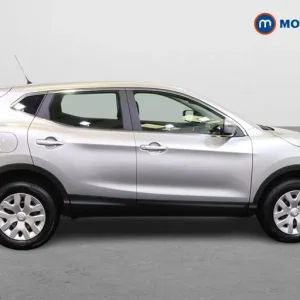 2020 Nissan Qashqai 1.5 dCi 115 Visia 5dr SUV Diesel Manual - Image 8