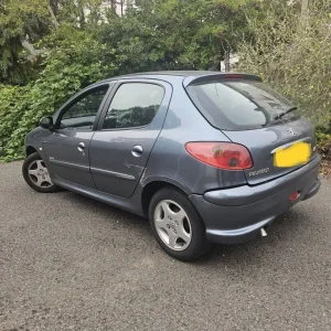 Peugeot, 206, Hatchback, 2005, Manual, 1360 (cc), 5 doors - Image 3