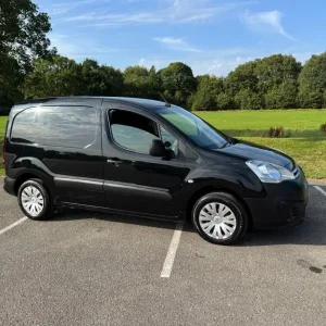 Citroen Berlingo 1.6 HDI 625KG Enterprise WOW JUST 22,000 MILES 1 OWNER NO VAT! - Image 7
