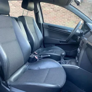 LEFT HAND DRIVE 2006 VAUXHALL ASTRA 1.7 DIESEL [UK PLATES] ECONOMICAL | LHD - Image 4