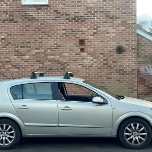 LEFT HAND DRIVE 2006 VAUXHALL ASTRA 1.7 DIESEL [UK PLATES] ECONOMICAL | LHD - Image 7