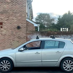 LEFT HAND DRIVE 2006 VAUXHALL ASTRA 1.7 DIESEL [UK PLATES] ECONOMICAL | LHD - Image 8