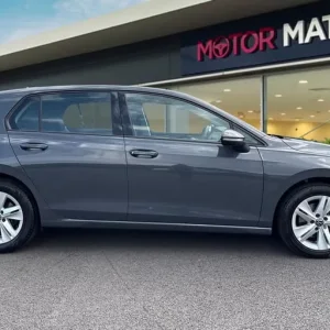 2021 Volkswagen Golf 1.5 eTSI MHEV Life DSG Euro 6 (s/s) 5dr Hatchback PETROL Automatic - Image 3