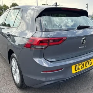 2021 Volkswagen Golf 1.5 eTSI MHEV Life DSG Euro 6 (s/s) 5dr Hatchback PETROL Automatic - Image 8