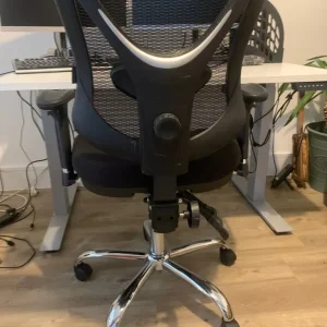 Staples Fully Adjustable Office Chair - Image 3