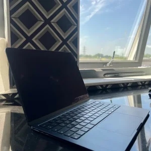 Apple MacBook 2023 - Image 7