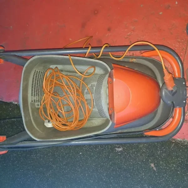 Flymo 330 lawnmower