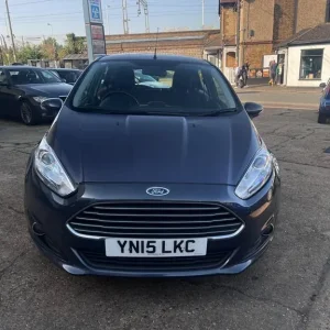 2015 Ford Fiesta 1.0T EcoBoost Zetec Euro 5 (s/s) 5dr HATCHBACK Petrol Manual - Image 2