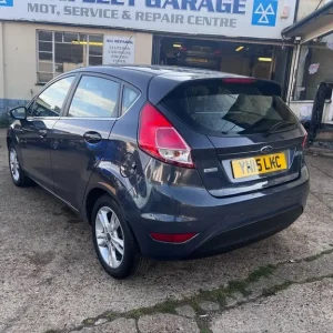 2015 Ford Fiesta 1.0T EcoBoost Zetec Euro 5 (s/s) 5dr HATCHBACK Petrol Manual - Image 4