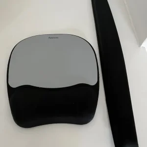 Mouse pad with wrist support and wrist support for keyboard / laptop