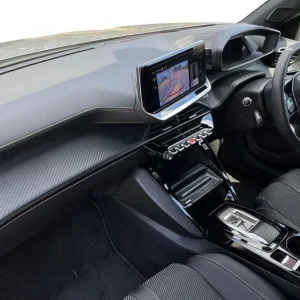 Peugeot E 2008 5dr Electric SUV with 50kWh battery and 7kW charger - Image 8