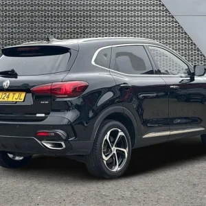 2024 MG MG HS 1.5 T-GDI Trophy 5dr Hatchback Petrol Manual - Image 3