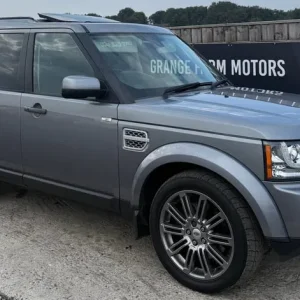 2012 Land Rover Discovery 3.0 SDV6 255 HSE 5dr Auto ESTATE Diesel Automatic - Image 5