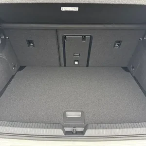 2025 Volkswagen Golf 2.0 TSI 300 GTI Clubsport DSG Ã¢Â­ÂLeather, Sunroof, DCC, GTI performance ... - Image 6