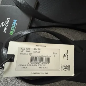Genuine Rip Curl Flip Flops UK Size 4 - Image 4