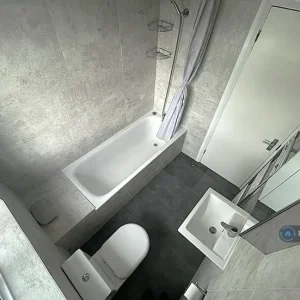 2 bedroom flat in St. Edmunds Road, London, N9 (2 bed) (#2575216) - Image 6