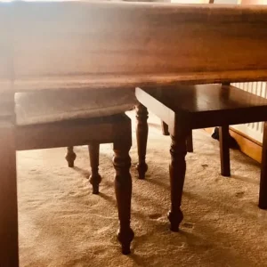 Sirene dining table and chairs - Image 4