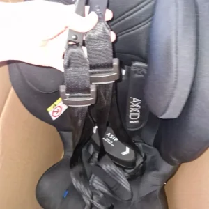 Axkid move extended rear facing car seat - Image 2