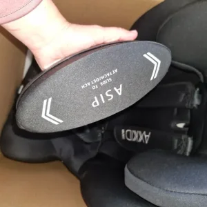Axkid move extended rear facing car seat - Image 3