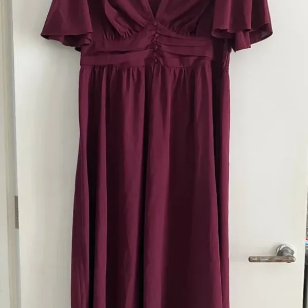 Size 1XL curve Dress (16-18)