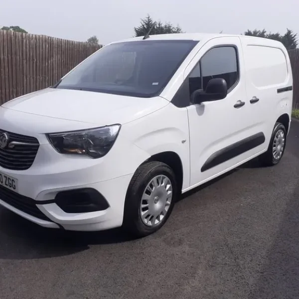 2020 Vauxhall Combo 2300 1.5 Turbo D 100ps H1 Sportive Van PANEL VAN Diesel Manual