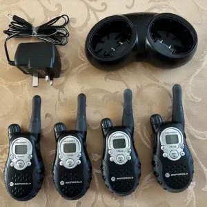 Motorola Talkabout T5522 Walkie Talkies. Set of 4 - Image 2