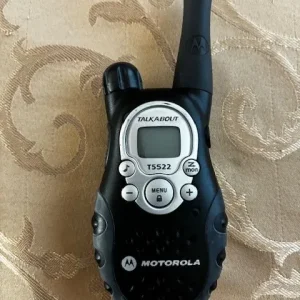 Motorola Talkabout T5522 Walkie Talkies. Set of 4