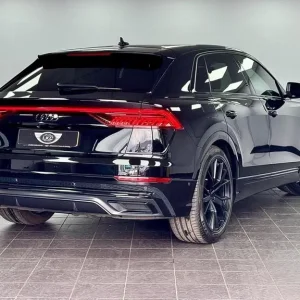 AUDI Q8 3.0 TFSI V6 55 Black Edition Tiptronic quattro Euro 6 (s/s) 5dr 2022 - Image 2