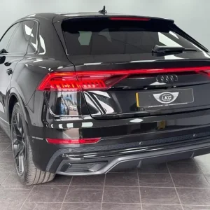 AUDI Q8 3.0 TFSI V6 55 Black Edition Tiptronic quattro Euro 6 (s/s) 5dr 2022 - Image 8