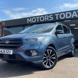2019 Ford Kuga 1.5 TDCi ST-Line SUV 5dr Diesel Manual Euro 6 (s/s) (120 ps) HATCHBACK Diesel Manual - Image 3