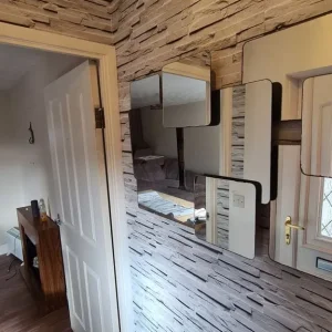 One bed maisonette with sea views in Cove - Image 3