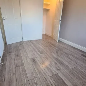 One bed maisonette with sea views in Cove - Image 7