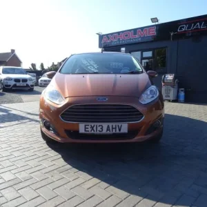 Ford Fiesta 1.0 Zetec 3dr ideal 1st car Petrol - Image 8