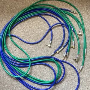 6 x 2m Van Damme 3.5mm TRS cable - Image 2