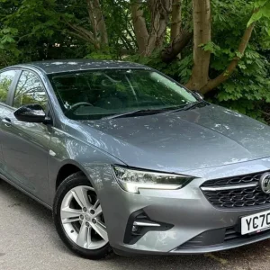 2020 Vauxhall Insignia 1.5 Turbo D GS Line Grand Sport Euro 6 (s/s) 5dr HATCHBAC - Image 5