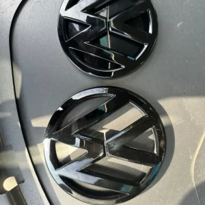 mk7 vw gloss black badges