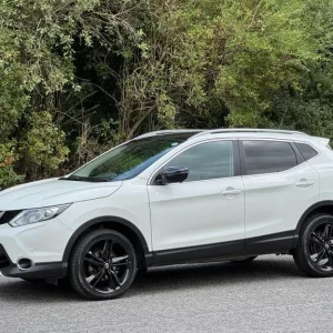 2016 66 Nissan Qashqai 1.5 DCi Black Edition Manual 6 Speed 5 Door Diesel - Image 4