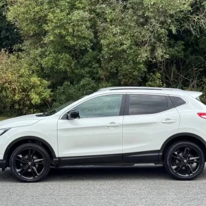 2016 66 Nissan Qashqai 1.5 DCi Black Edition Manual 6 Speed 5 Door Diesel - Image 5