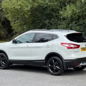 2016 66 Nissan Qashqai 1.5 DCi Black Edition Manual 6 Speed 5 Door Diesel - Image 6
