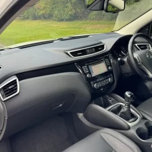 2016 66 Nissan Qashqai 1.5 DCi Black Edition Manual 6 Speed 5 Door Diesel - Image 7