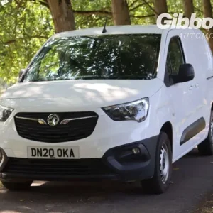 2020 Vauxhall Combo 1.5 Combo 2300 Edition S/S Auto Panel Van Diesel Automatic - Image 3