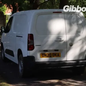 2020 Vauxhall Combo 1.5 Combo 2300 Edition S/S Auto Panel Van Diesel Automatic - Image 4