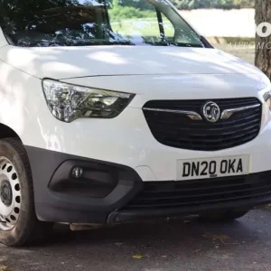 2020 Vauxhall Combo 1.5 Combo 2300 Edition S/S Auto Panel Van Diesel Automatic - Image 8