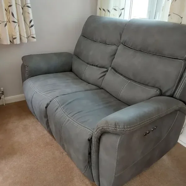 Three seater and two seater settee