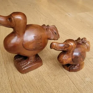 Pair of Wooden Carved Dodo Birds - Image 2