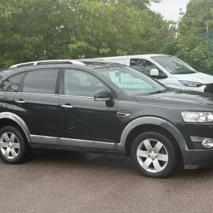 Chevrolet, CAPTIVA, Estate, 2011, Manual, 2231 (cc), 5 doors - Image 2