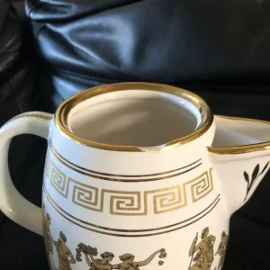 Ceramic jug