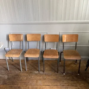 LOTS OF SCHOOL VINTAGE CHAIRS - Image 8