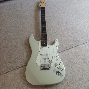 Electric Guitar and Amp - Image 2